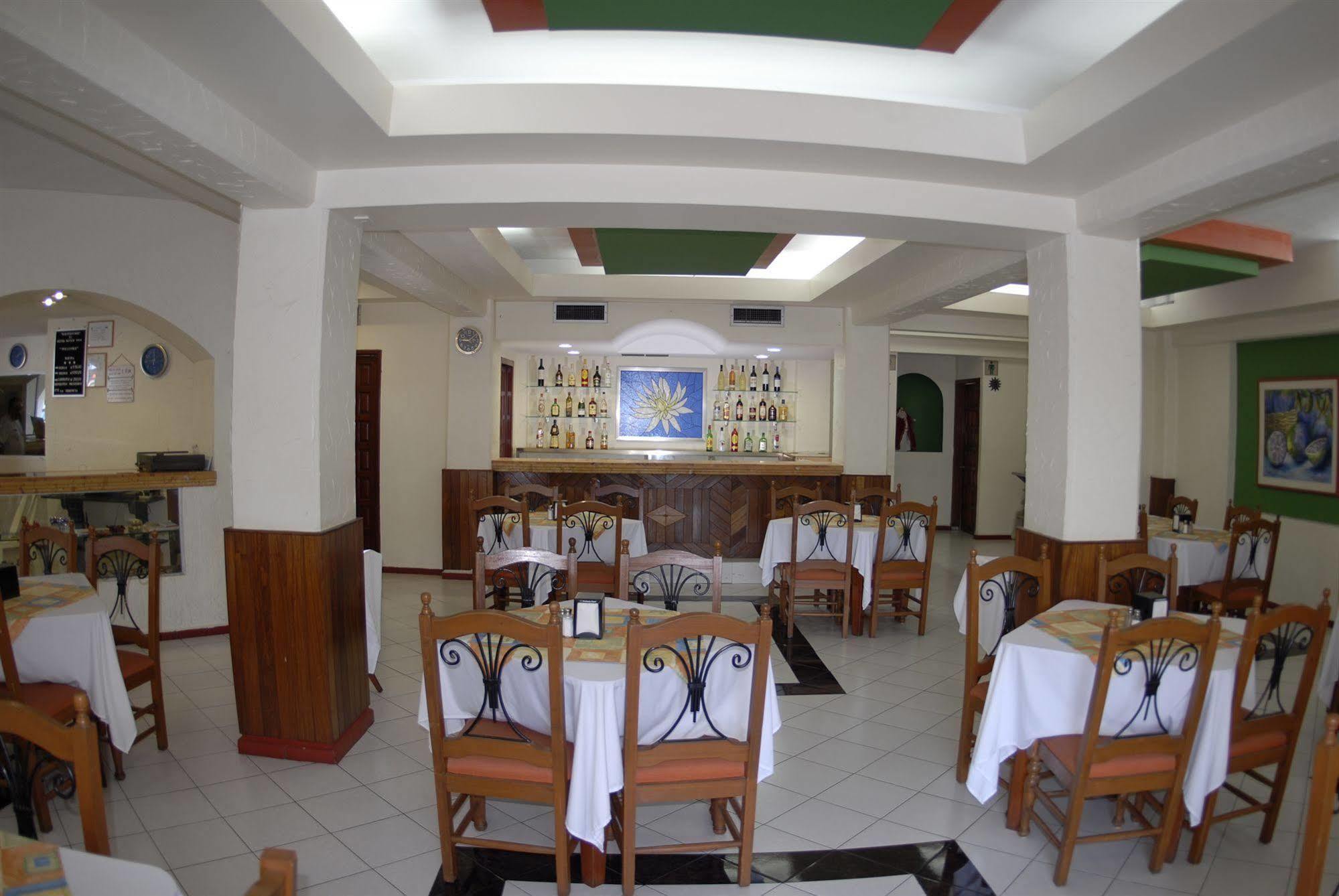 Hotel Batab Cancun Luaran gambar